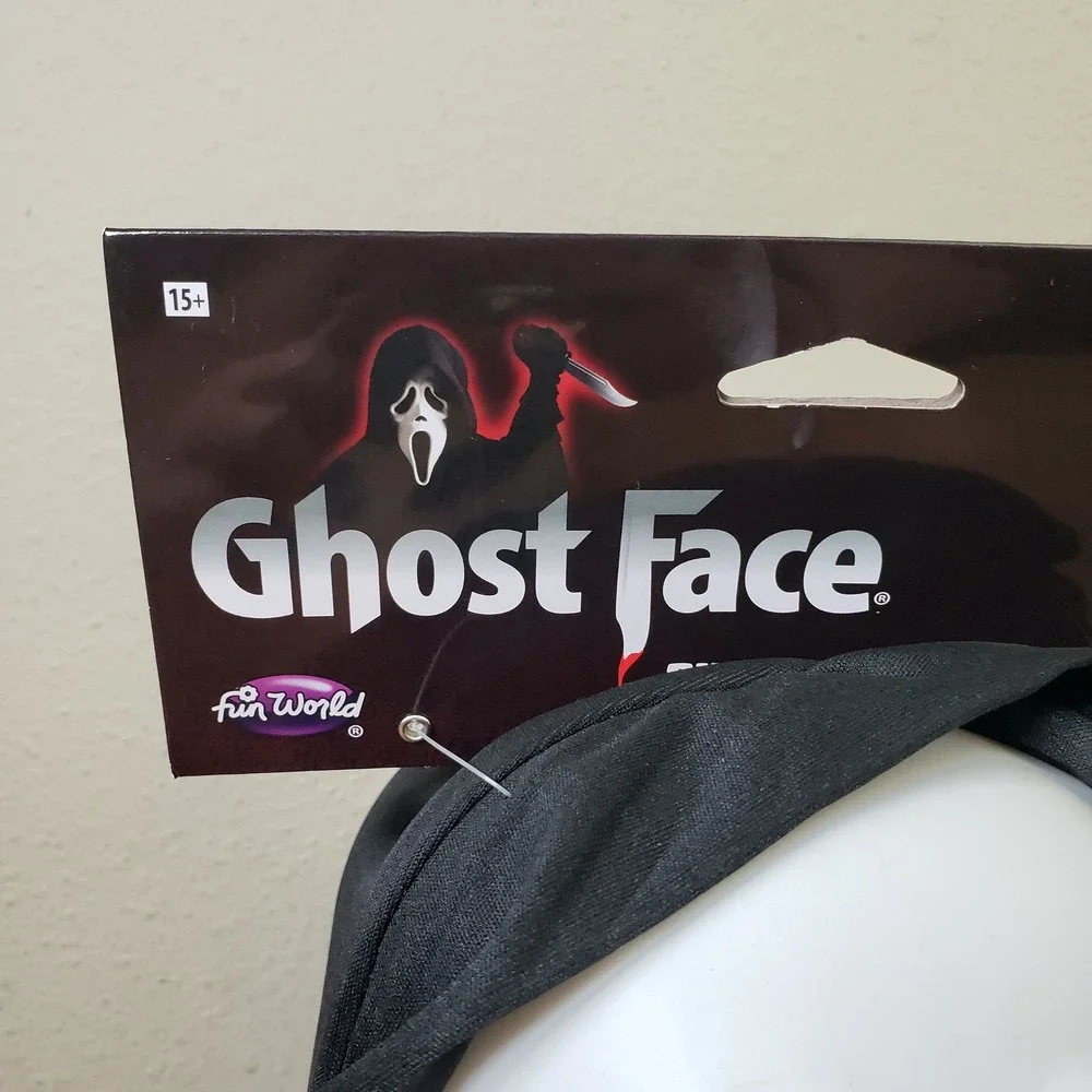 Fun World free cosplay